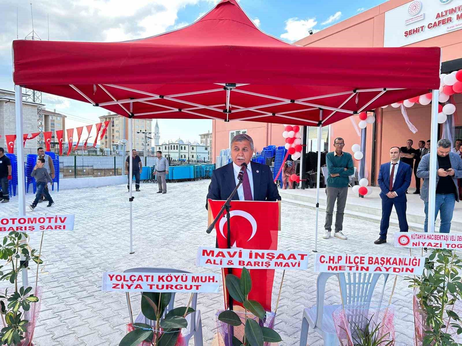 Altıntaş’ta Şehit Cafer Mavi Roman Kültür Evi hizmete girdi