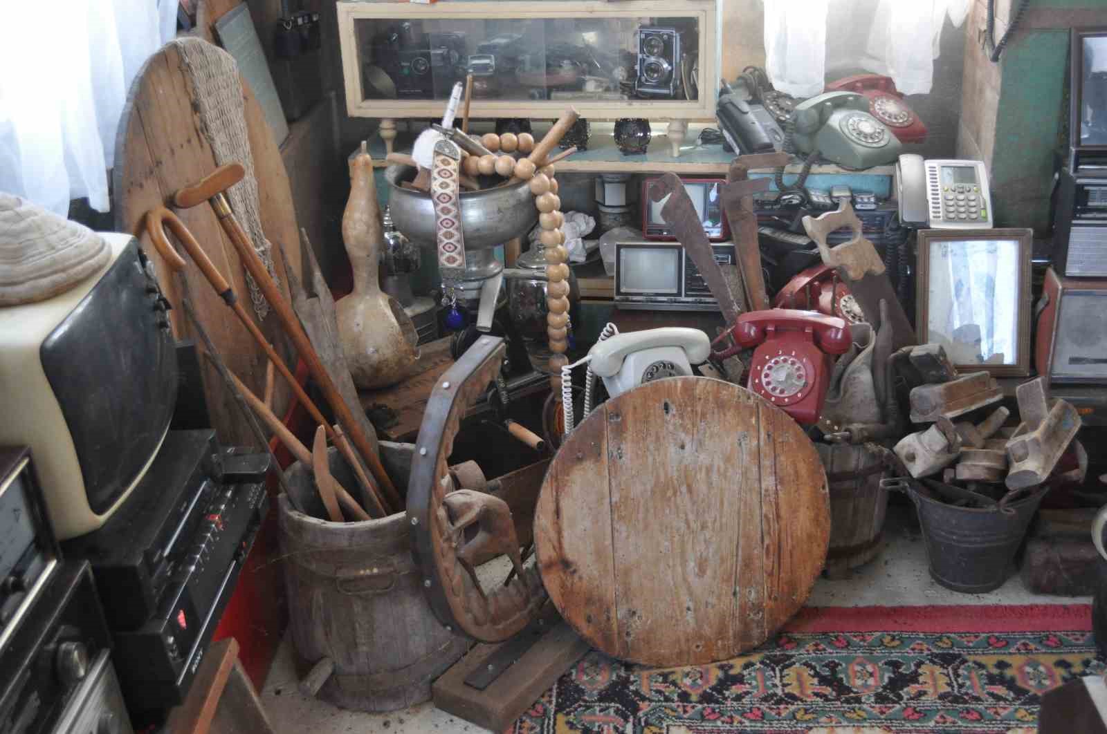 Eskişehir’de 38 yıl boyunca topladığı köy eşyalarıyla müze oluşturdu