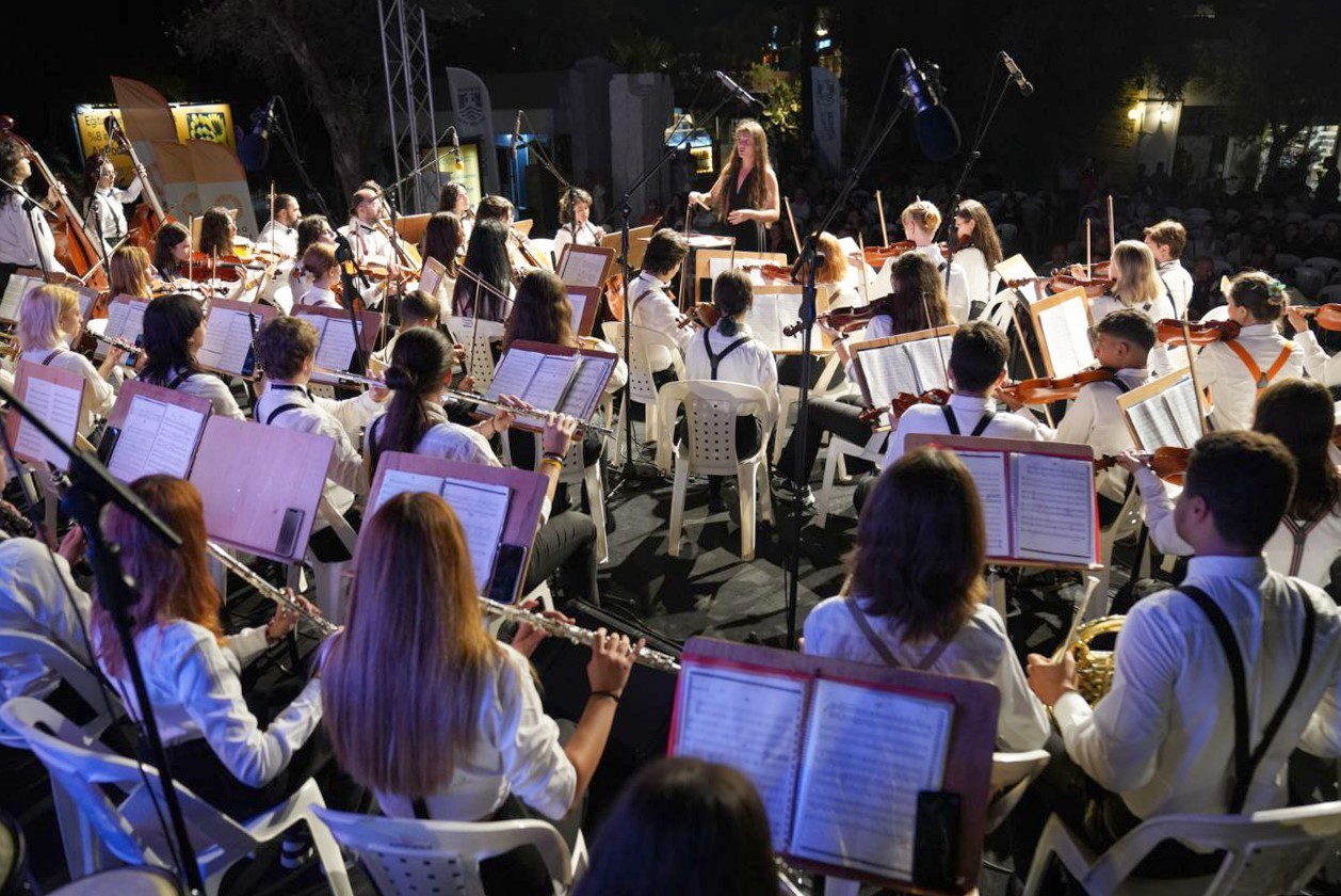 Muhteşem çocuklardan Bodrum’da muhteşem konser
