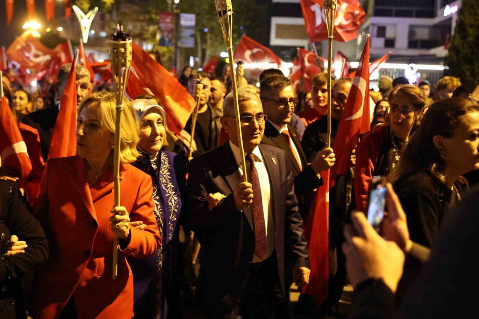 Kütahya’da fener alayı coşkusu