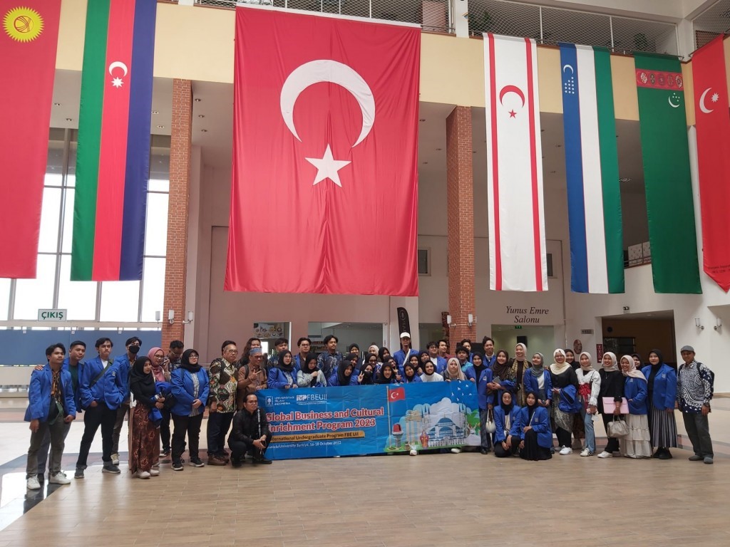 UII FBE heyeti Anadolu Üniversitesi’ni ziyaret etti