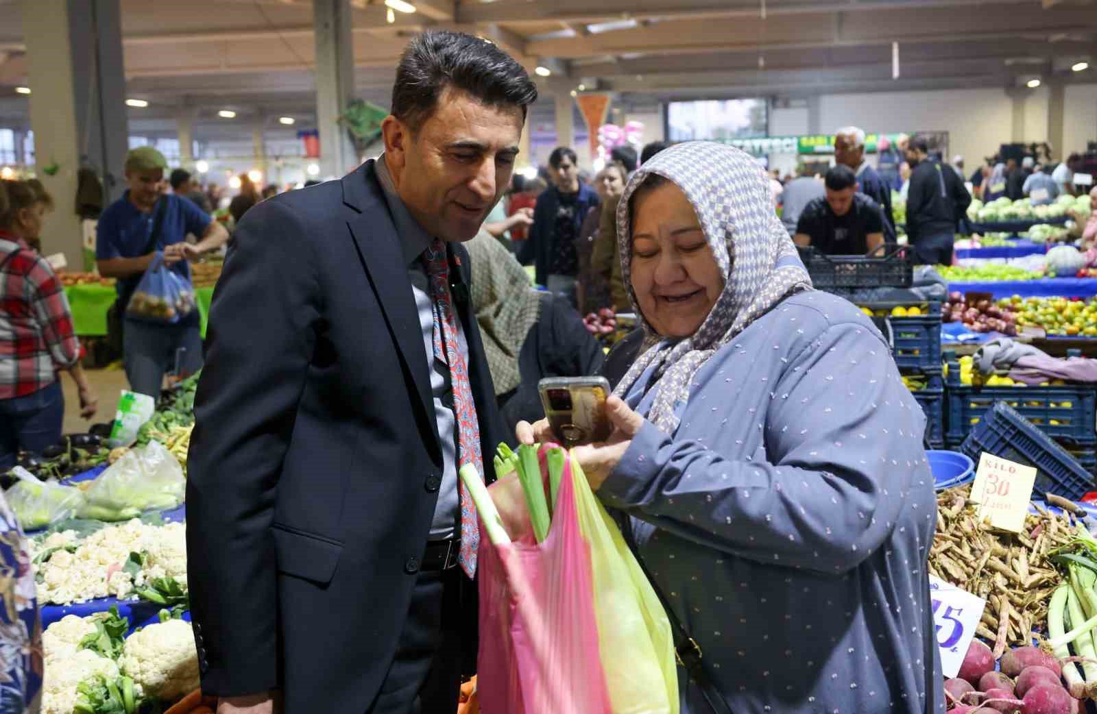 Kapalı pazarı fiyatları, hareketliliği değerlendirildi