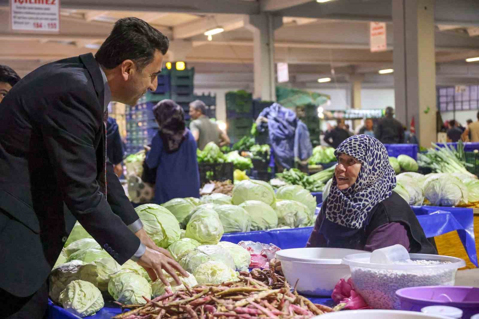 Kapalı pazarı fiyatları, hareketliliği değerlendirildi