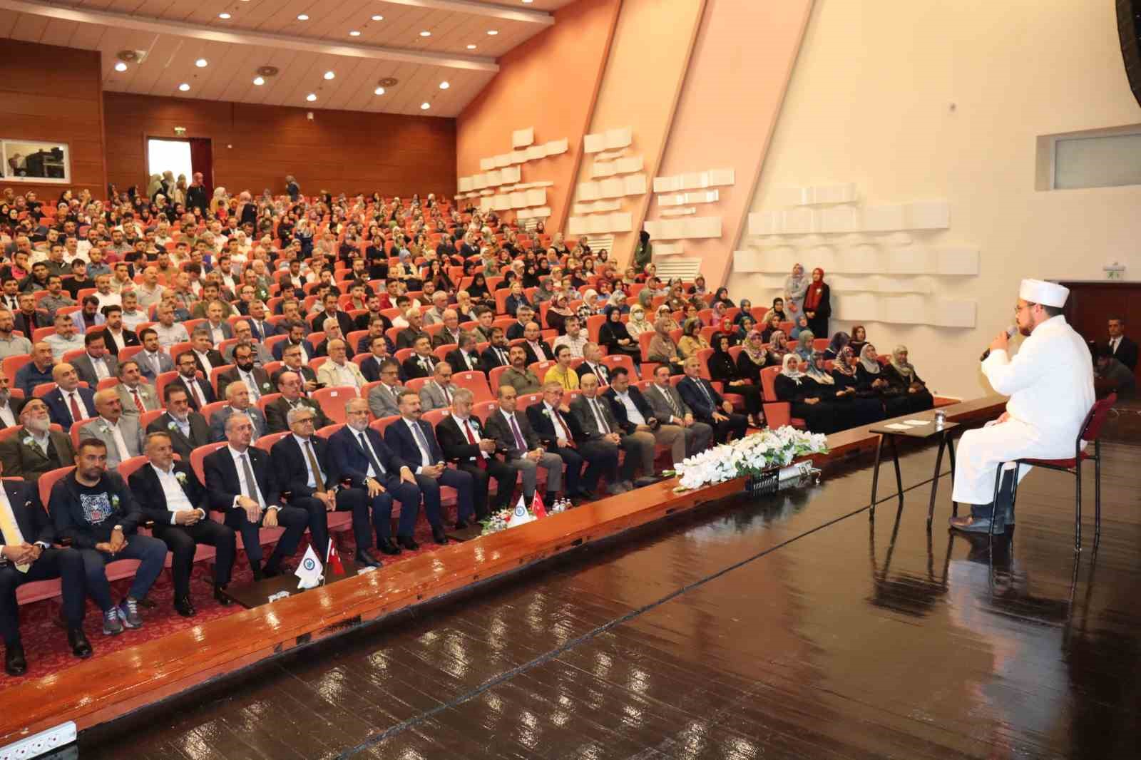 2023 yılı Mevlid-i Nebi Haftası ile Camiler ve Din Görevlileri Haftası konferansı düzenlendi