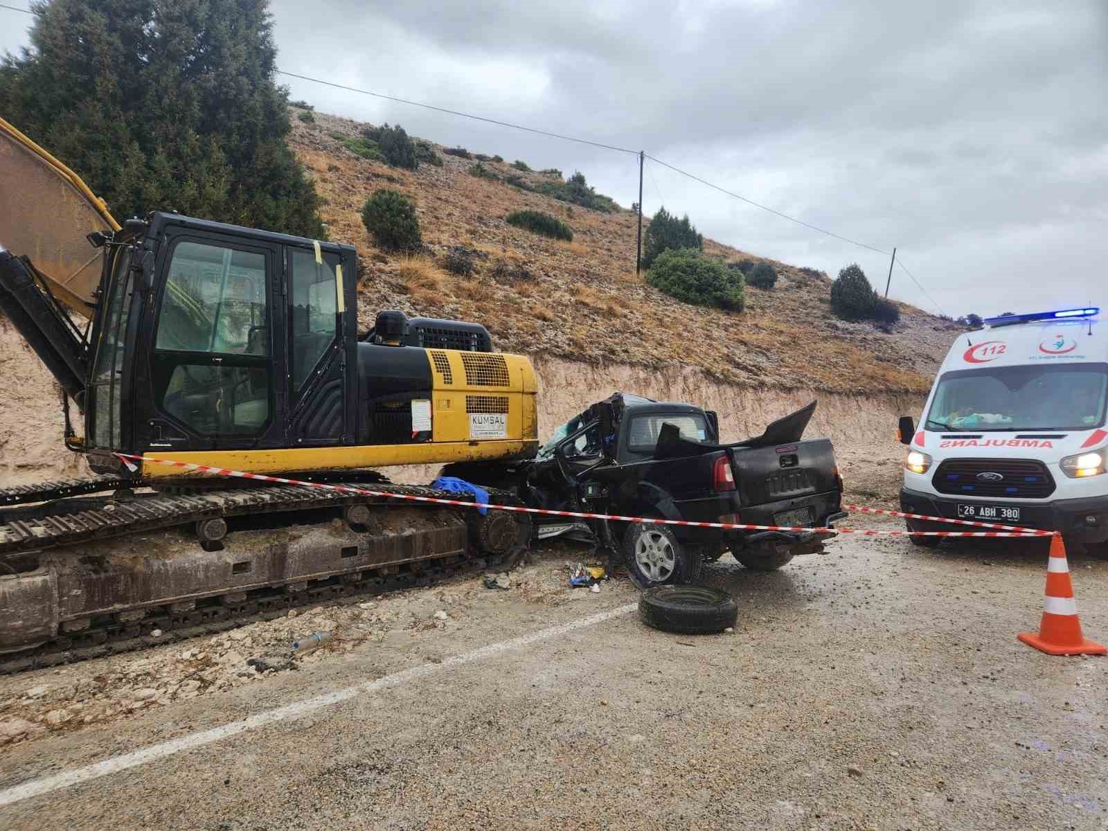 Kazada hayatını kaybeden baba ve kızı son yolculuğuna uğurlandı