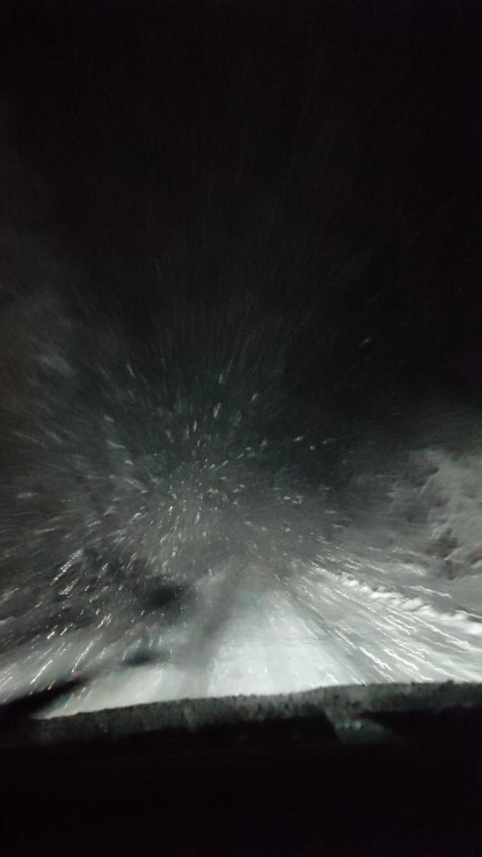 İnegöl- Dominiç karayolu kar yağışı nedeniyle ağır tonajlı araçların geçişine kapatıldı