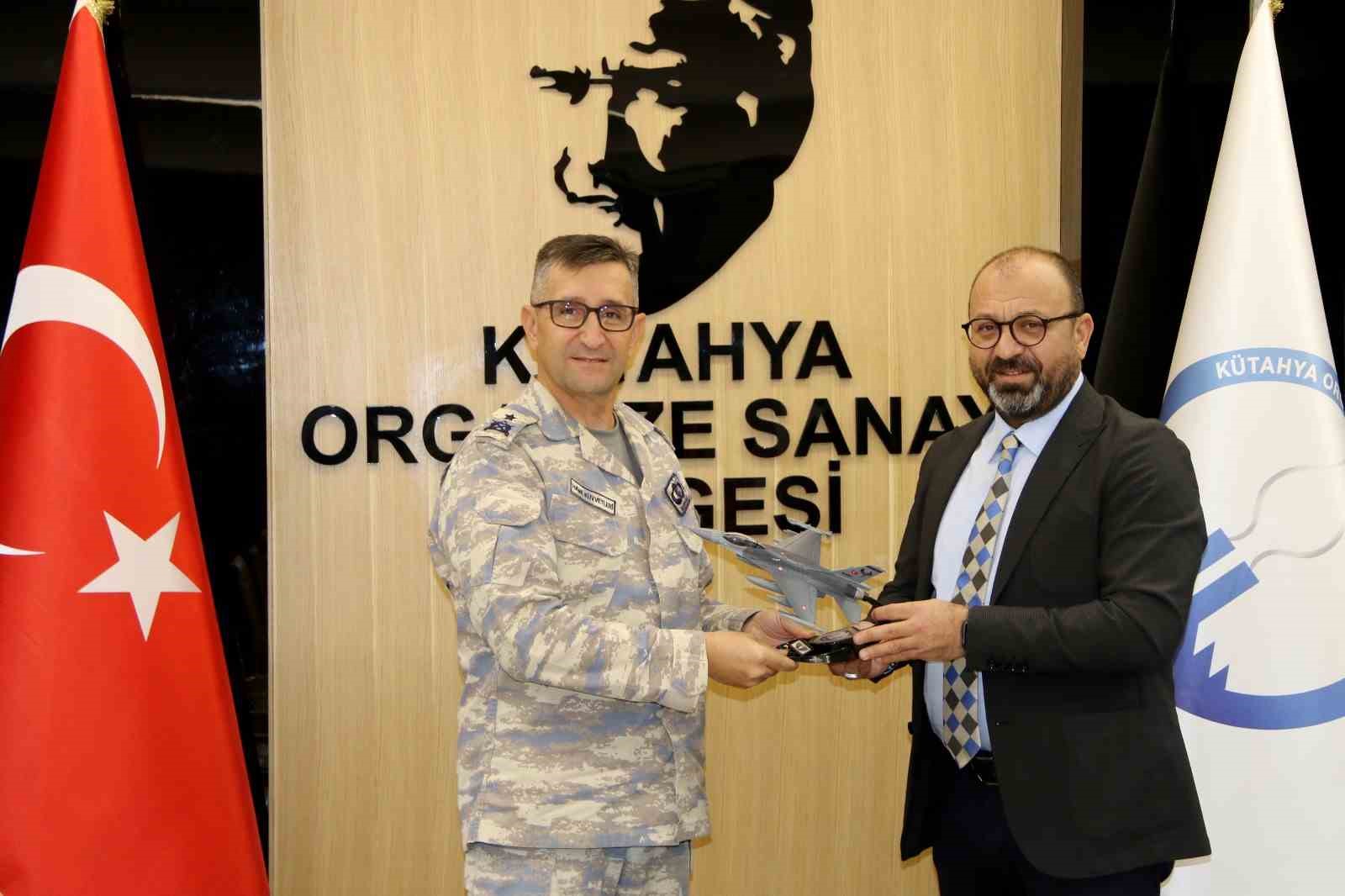 Hava Er Eğitim Tugayı Komutanı Tuğgeneral Mustafa Baş, Kütahya OSB yönetimini ziyaret etti