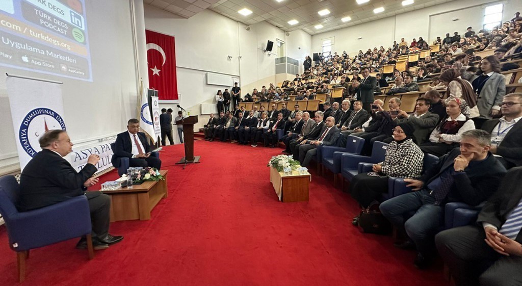 DPÜ’de “Mavi Vatan ve Türk Denizcilik Tarihi” başlıklı konferans