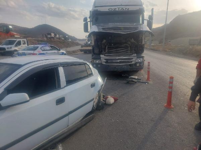 Amasya'da 5 aracın karıştığı zincirleme kazada 5 sürücü yaralandı