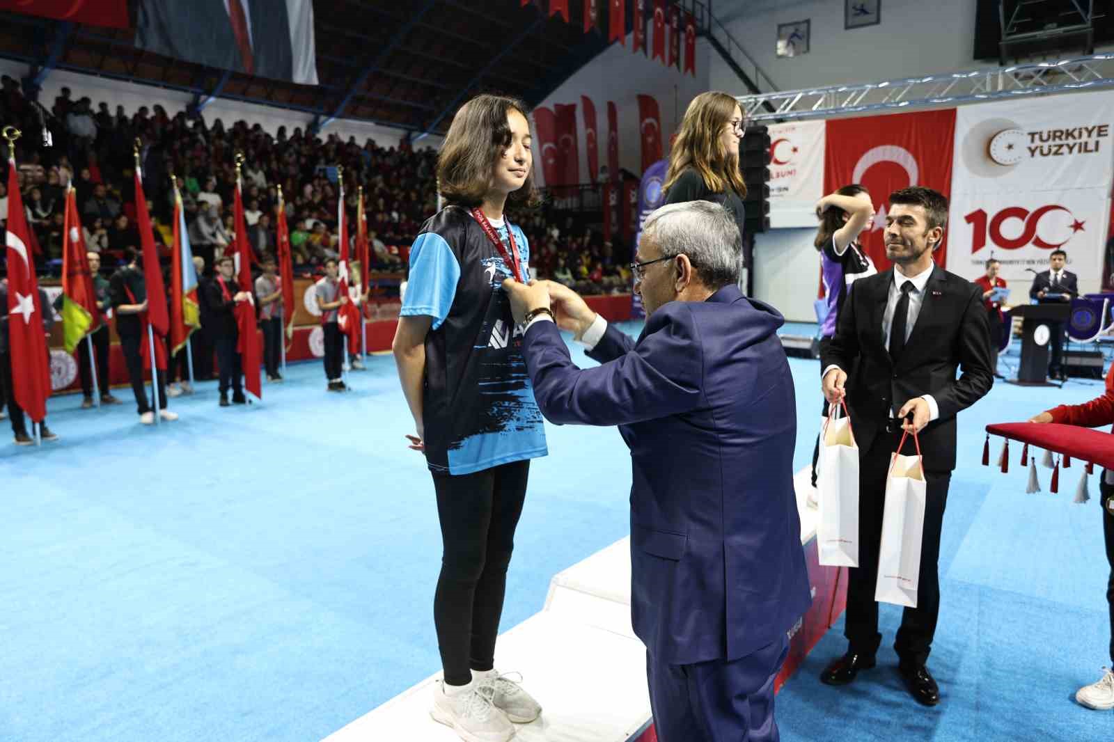 13 sporcu Ankara’da Kütahya’yı temsil edecek