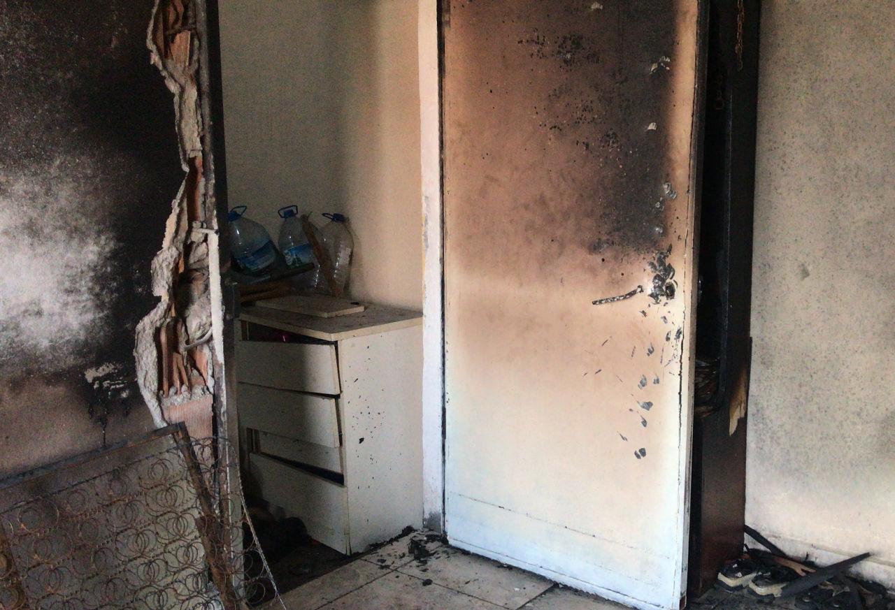 Eski koca dehşeti: Kapıyı kilitleyip evi ateşe verdi!