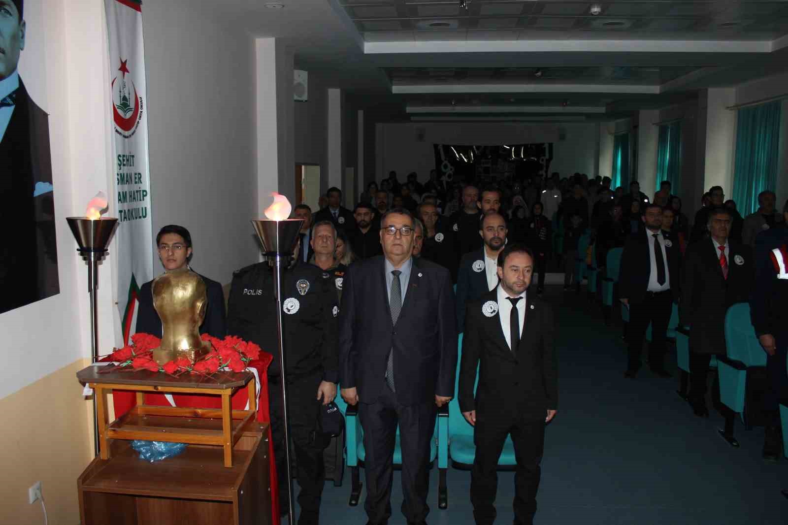 Osmaneli’nde 10 Kasım Atatürk’ü anma programı düzenlendi