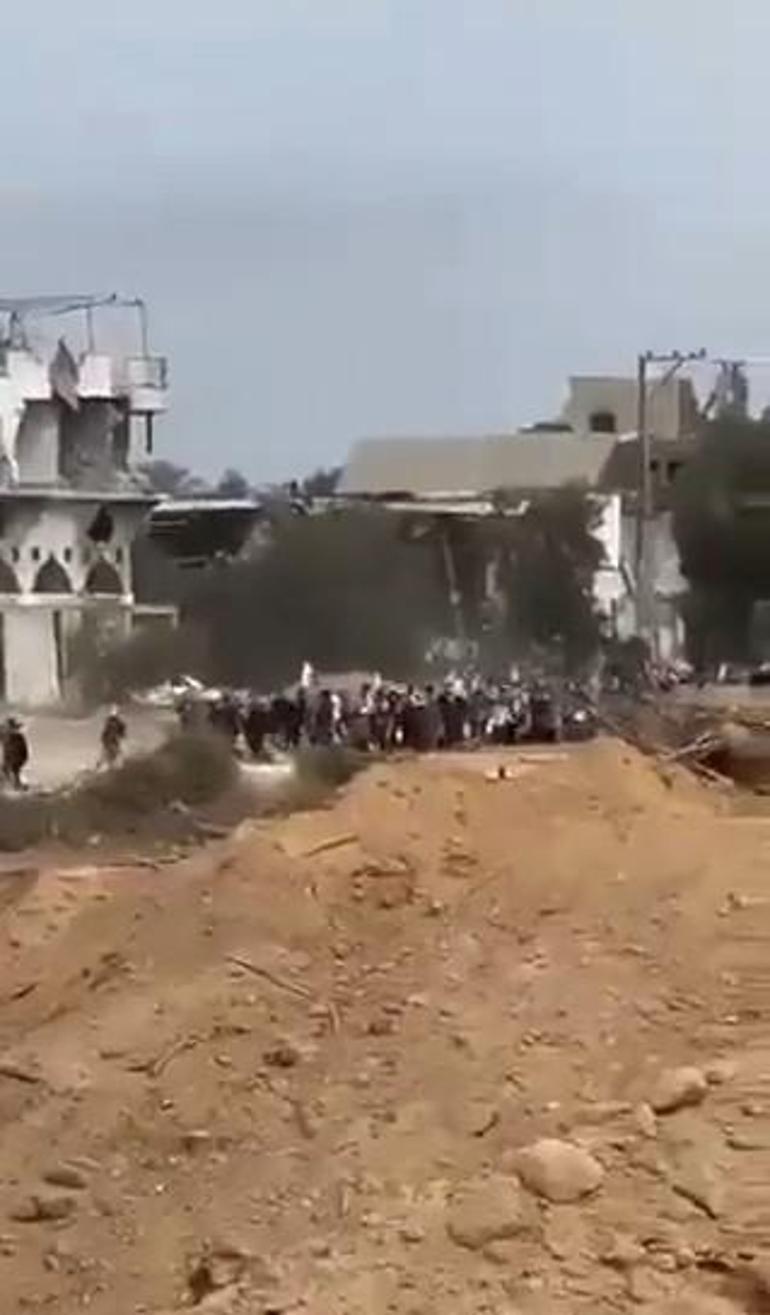 İsrail: 200 bin Gazzeli koridorları kullanarak tahliye oldu