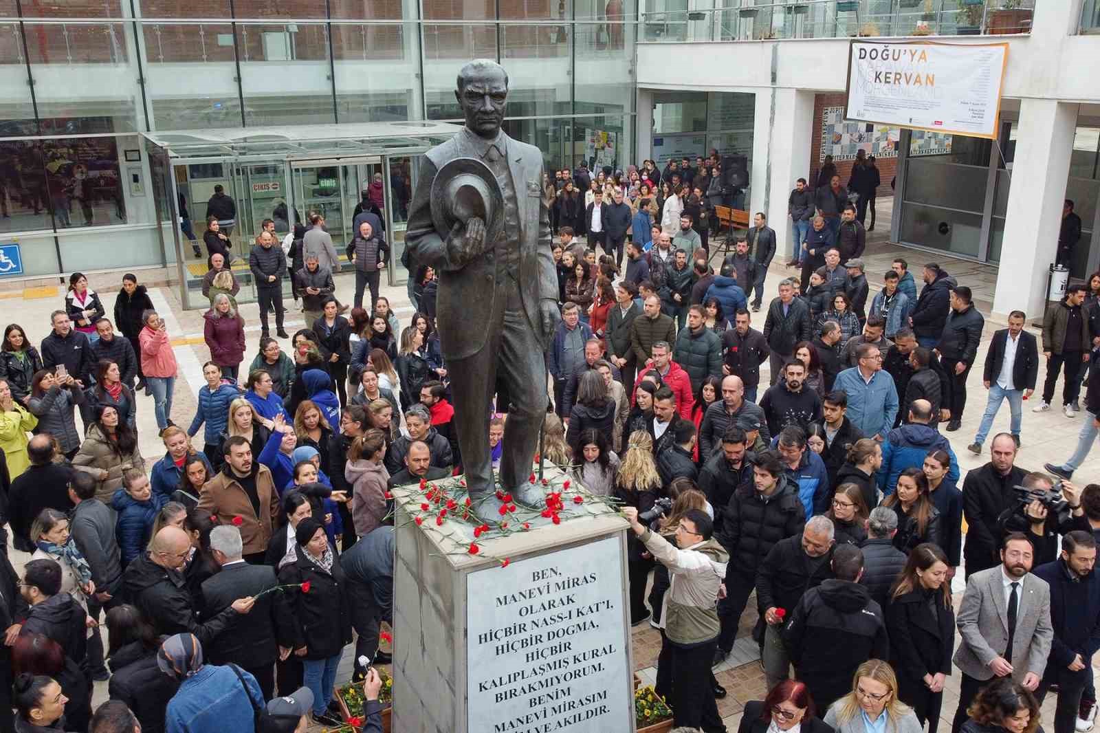 Tepebaşı’ndan Ata’ya saygı duruşu