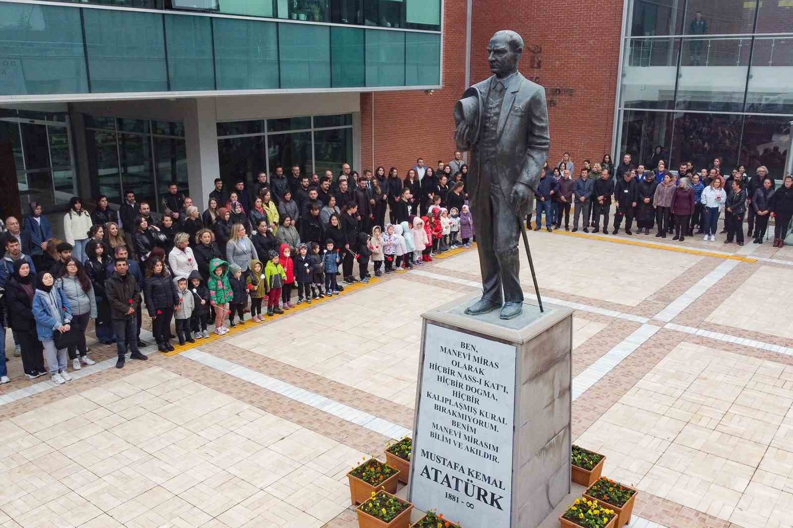 Tepebaşı’ndan Ata’ya saygı duruşu