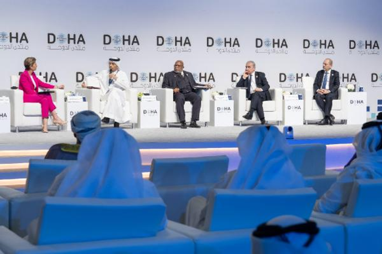 Katar Dışişleri Bakanı Al Sani: Önceliğimiz savaşı sona erdirmek