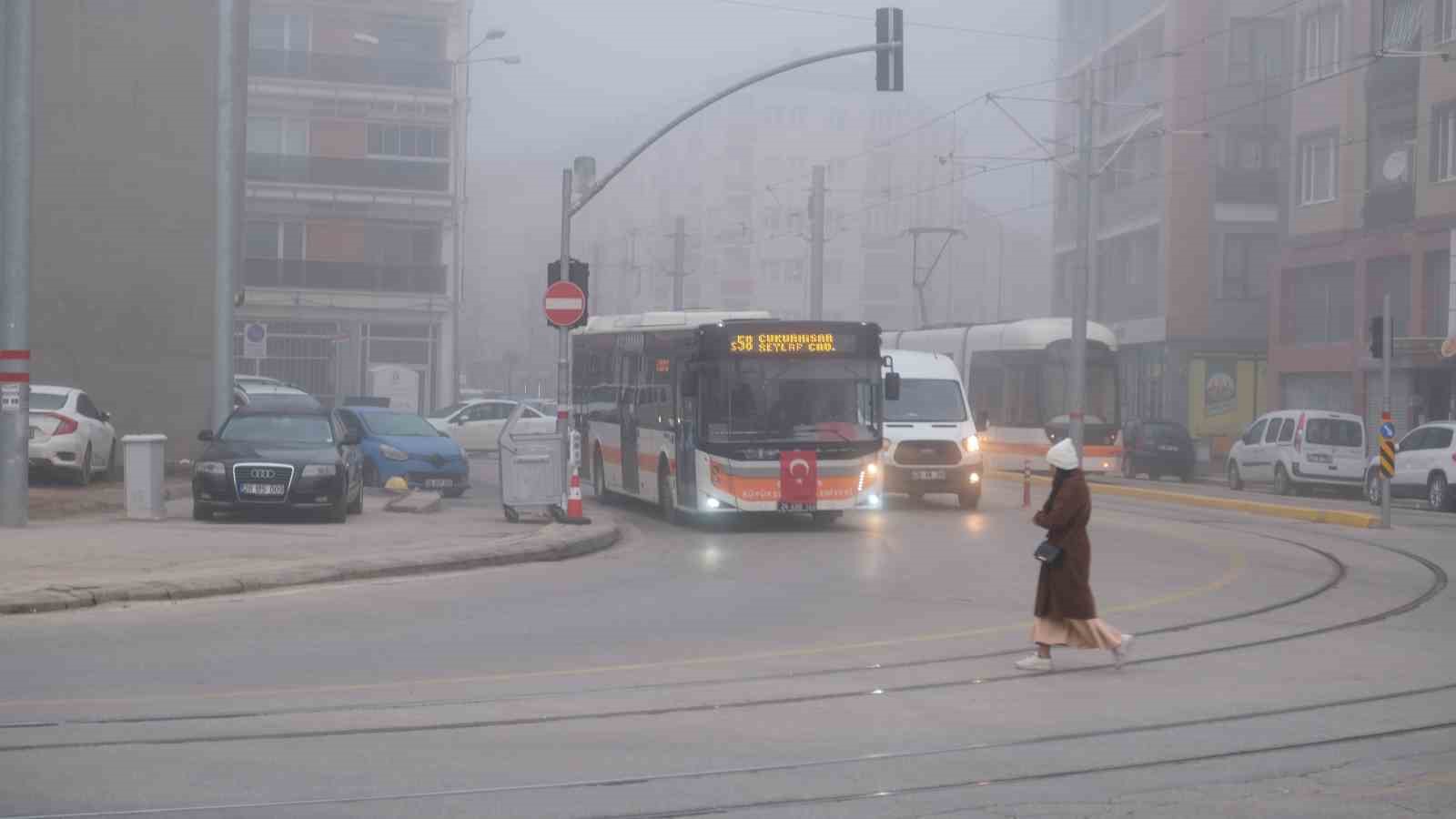 Eskişehir güne sisle başladı