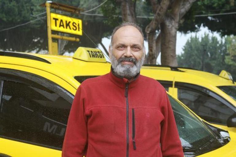Korsan taksicilerden 'konforlu, ucuz, güvenilir' sloganıyla 7 dil seçenekli hizmet