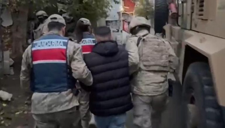 Diyarbakır'da jandarmanın arananlara operasyonunda 129 tutuklama