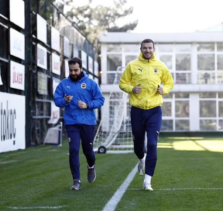 Fenerbahçe'nin Kayserispor maçı kamp kadrosunda sakatlanan Edin Dzeko yer almadı