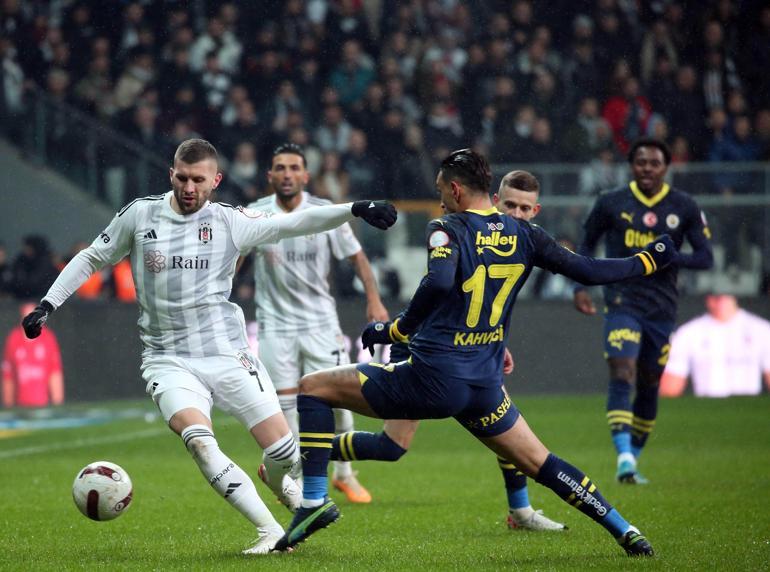 Beşiktaş - Fenerbahçe: 1-1 (Maç devam ediyor)