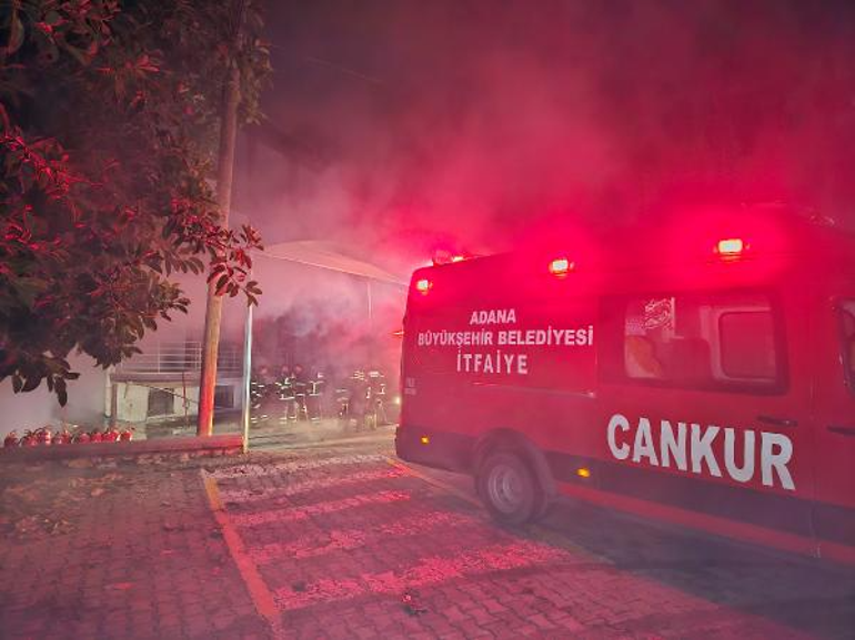 Adana'da eski hastane yangınında 2 gözaltı