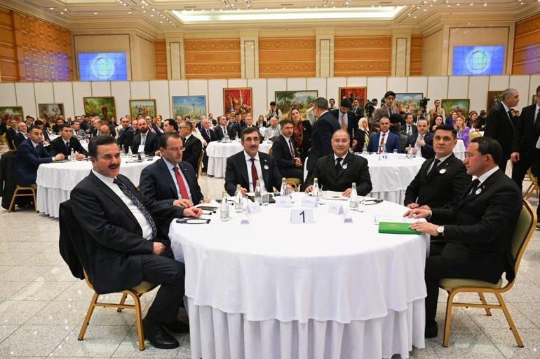 Yılmaz, Türkiye-Türkmenistan İş Forumu’nda iki ülkenin iş insanlarıyla görüştü