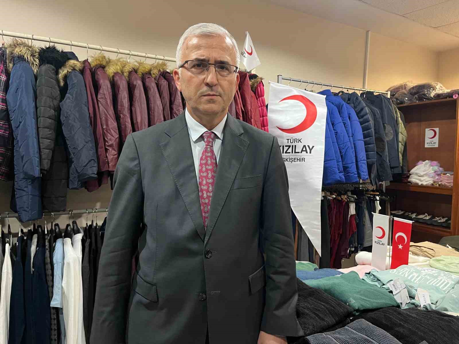 Öğrencilerin kıyafet ve bot ihtiyacını karşılayabileceği butik ESOGÜ’de açıldı