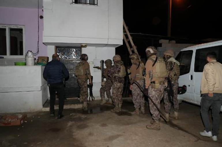 Tarsus'ta terör operasyonu; 4 gözaltı