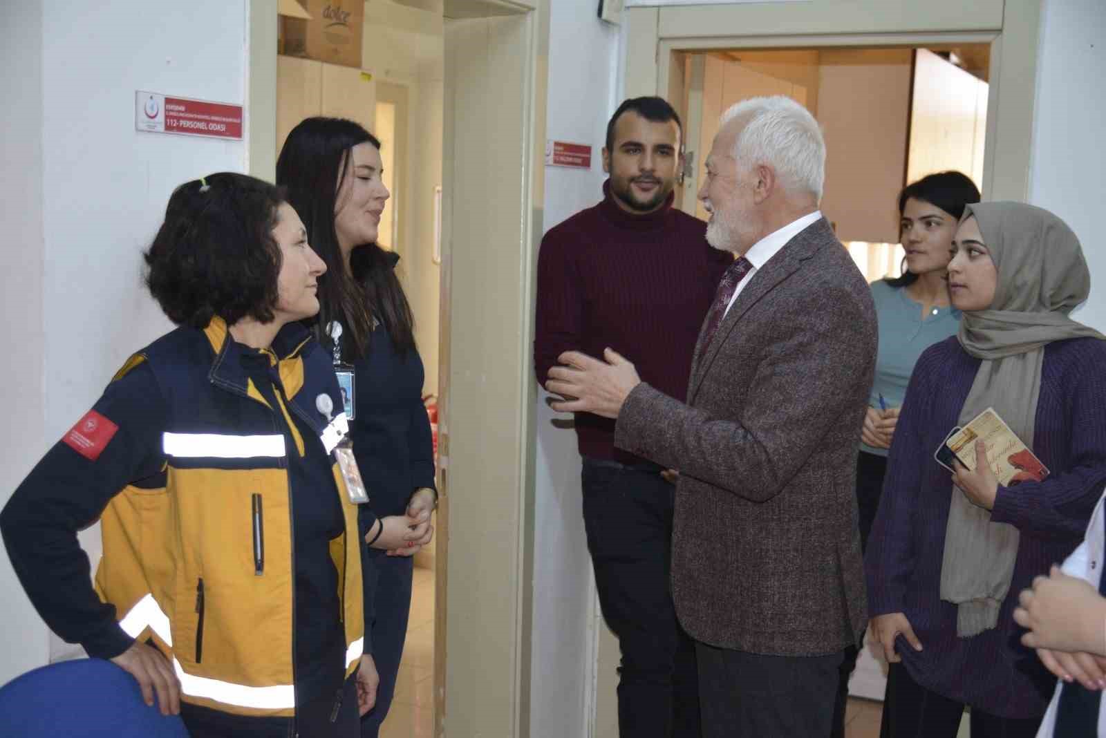 İl Sağlık Müdürü Dr. Yaşar Bildirici ilçe gezilerine devam ediyor