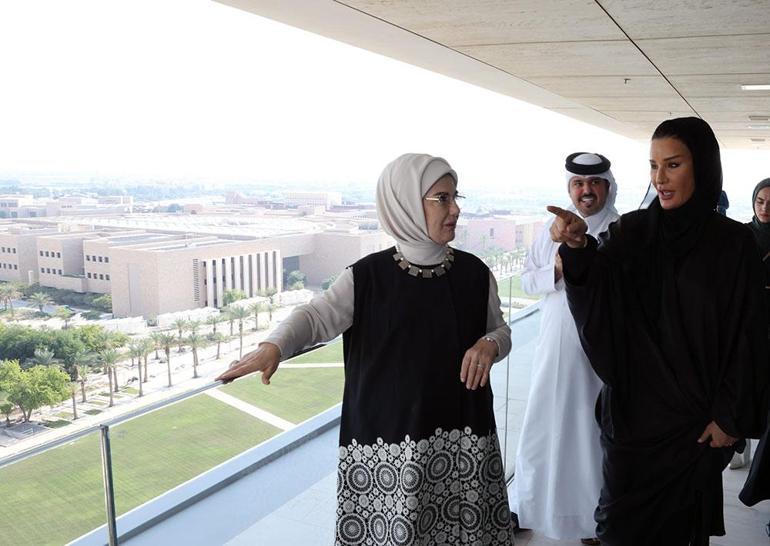 Emine Erdoğan, Katar Vakfı Başkanı Moza ile görüştü