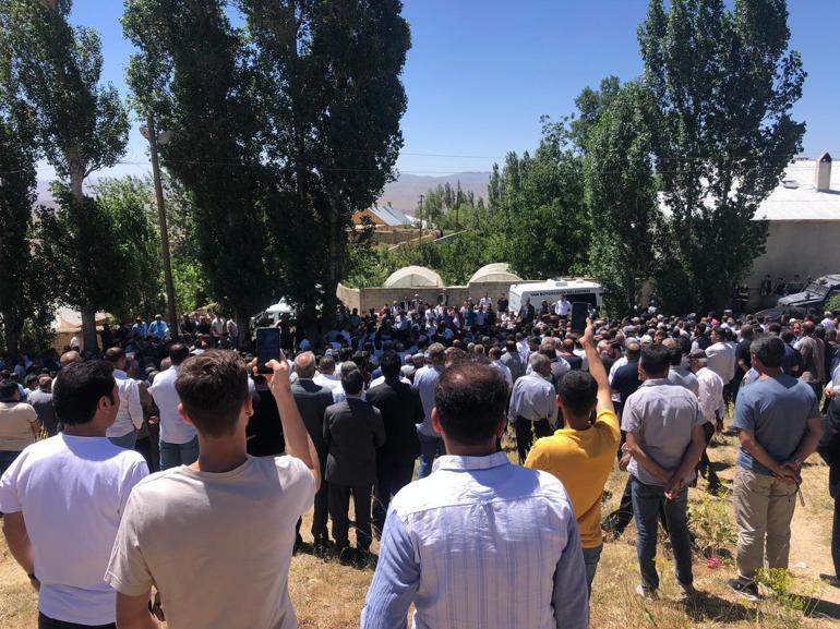 Hakkari'de 4 kişinin öldüğü olayın ilk duruşması 'güvenlik' nedeniyle Kayseri'de görüldü; 2 tahliye