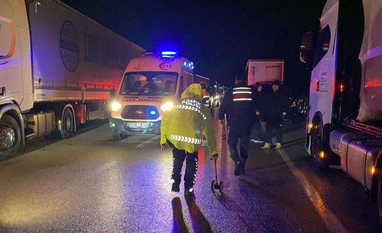 Edirne’de sırayı bozun TIR sürücüsünün neden olduğu kazada TIR sürücüsü öldü