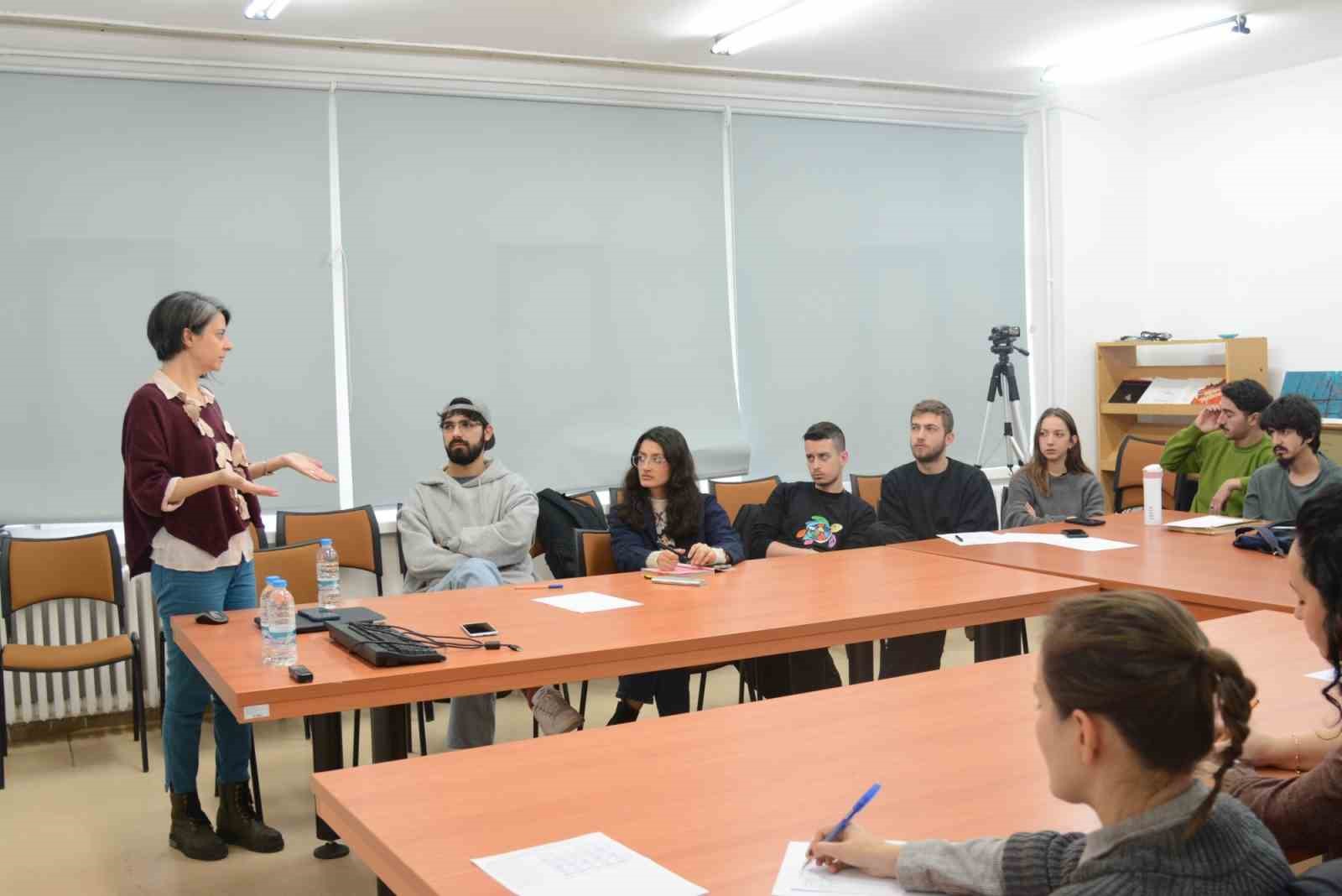 Anadolu Üniversitesi Güzel Sanatlar Eğitimi Bölümünden ‘Kolografi Baskı Çalıştayı’