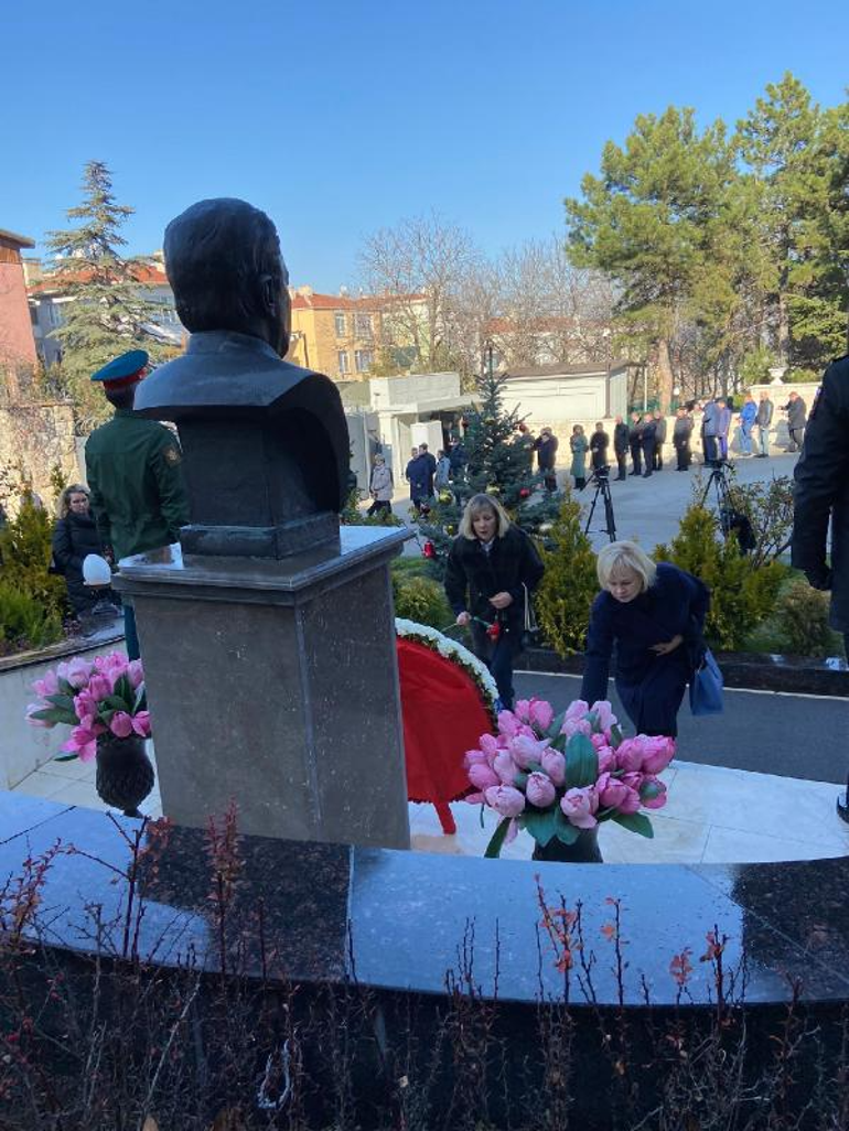 Rus Büyükelçi Karlov, ölüm yıl dönümünde Ankara'da anıldı