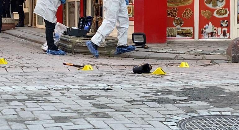 Zeytinburnu'nda baltalı dehşet: 1 ölü