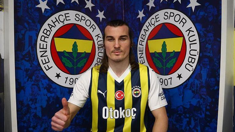 Fenerbahçe'de Çağlar Söyüncü imzayı attı