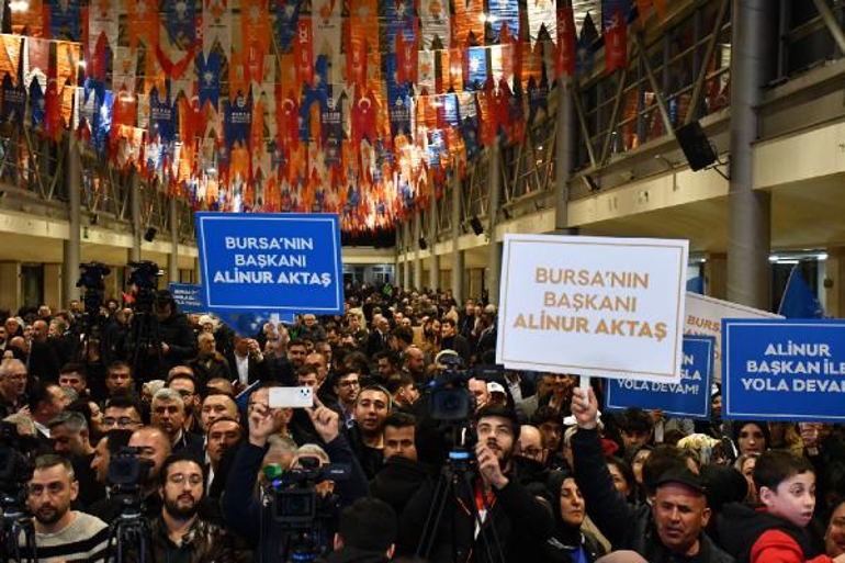 Bursa'dan yeniden aday gösterilen Başkan Aktaş'a coşkulu karşılama