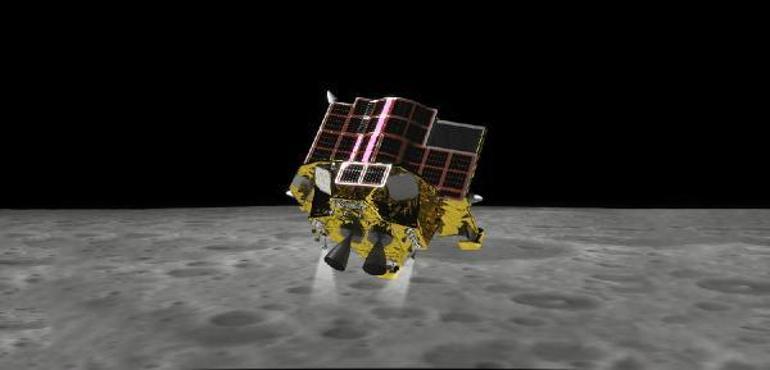 Japonya’nın uzay aracı Ay’da ters duruyor