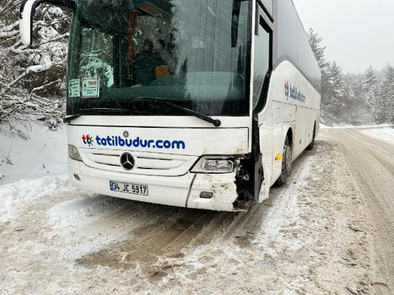 Kaza raporu hazırlayan jandarma ve sürücüye cip çarptı: 2 yaralı