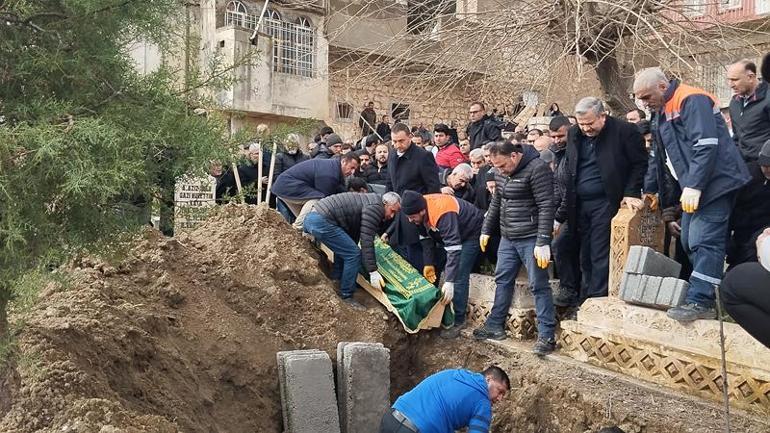 Anne ve kızının öldüğü kazada, TIR şoförü kırmızı ışık ihlali yapmış