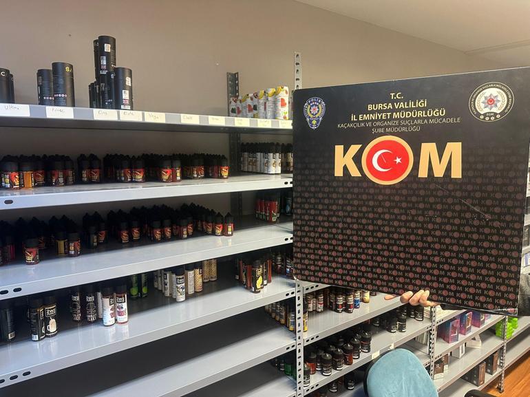 Bursa’da piyasa değeri 2 milyon lira olan gümrük kaçağı elektronik sigara ele geçirildi