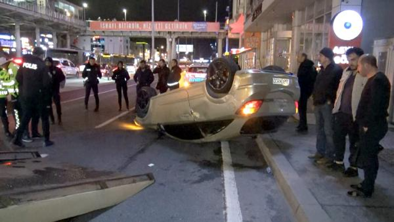 Avcılar'da kaza yapan otomobil metrelerce sürüklendi; şans eseri kurtuldular