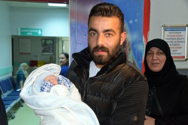 Kahramanmaraş'ta 2024’ün ilk bebeği Suriyeli Mahmut Useyid oldu