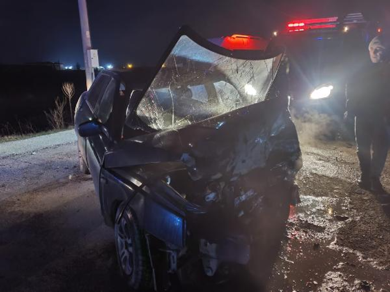 Bursa'da 3 aracın karıştığı zincirleme kaza: 3 yaralı