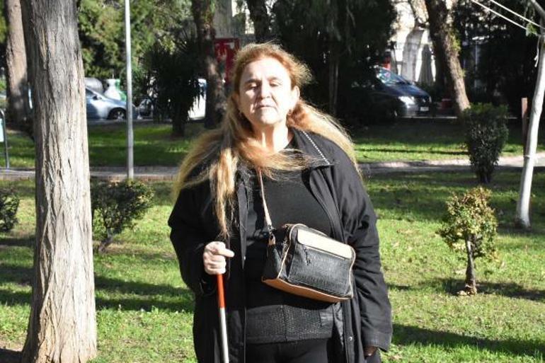 İzmir'de görme engelli öğretmenden meslektaşına 'psikolojik şiddet uyguluyor' suçlaması