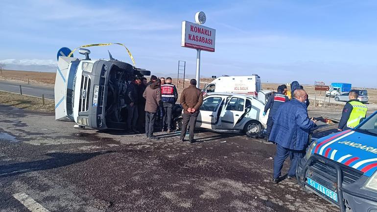 Kamyonet ile otomobil çarpıştı: 1 ölü, 5 yaralı