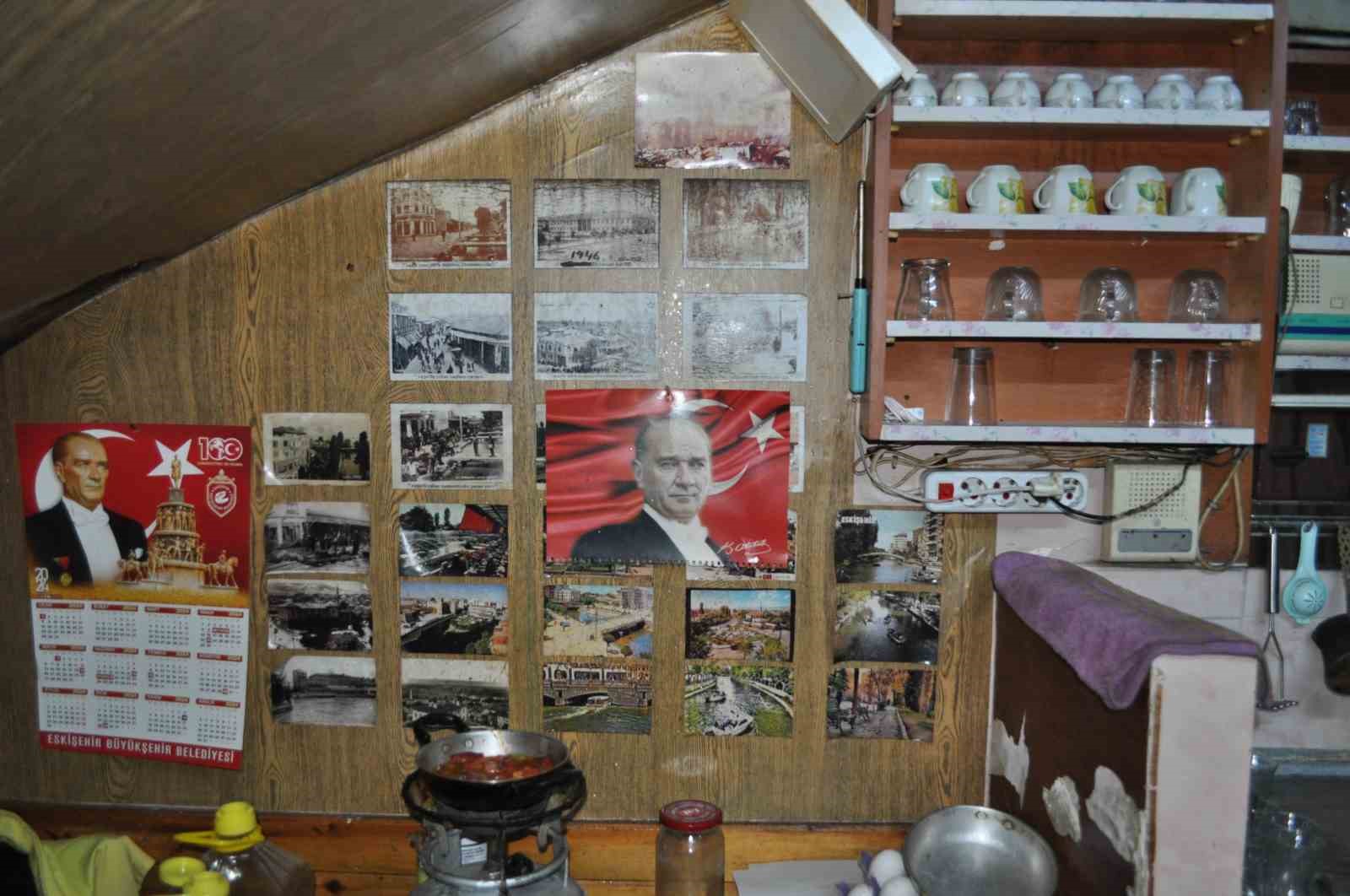 Eskişehir ve Eskişehirspor sevdasını dükkânına yansıttı