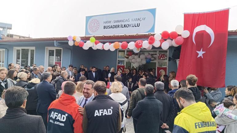 Hatay'da 135 depremzede öğrencilerin eğitim göreceği BUSADER İlkokulu açıldı
