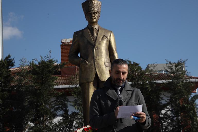 “Atatürk'e hakaret etmek hiç kimsenin haddine değildir